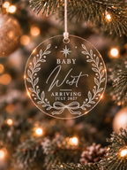 Pregnancy announcement Christmas ornament with personalised baby name, leafy wreath and bow
